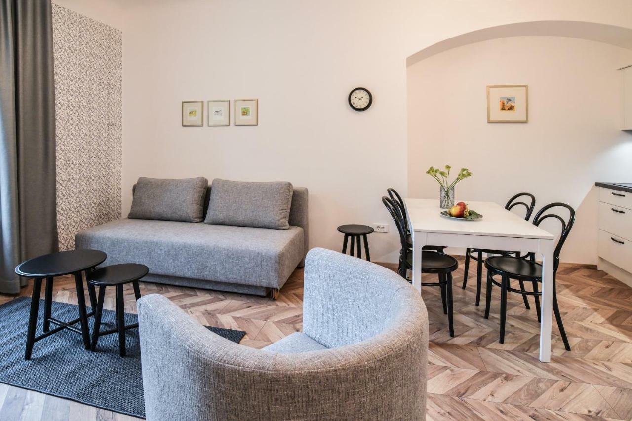 Vila Selena Ljubljana Bagian luar foto