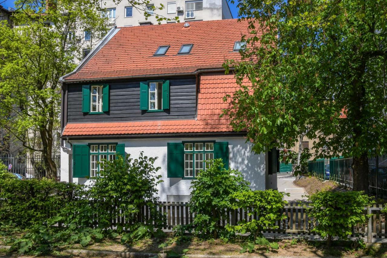 Vila Selena Ljubljana Bagian luar foto