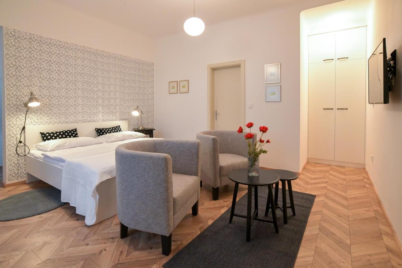 Vila Selena Ljubljana Bagian luar foto